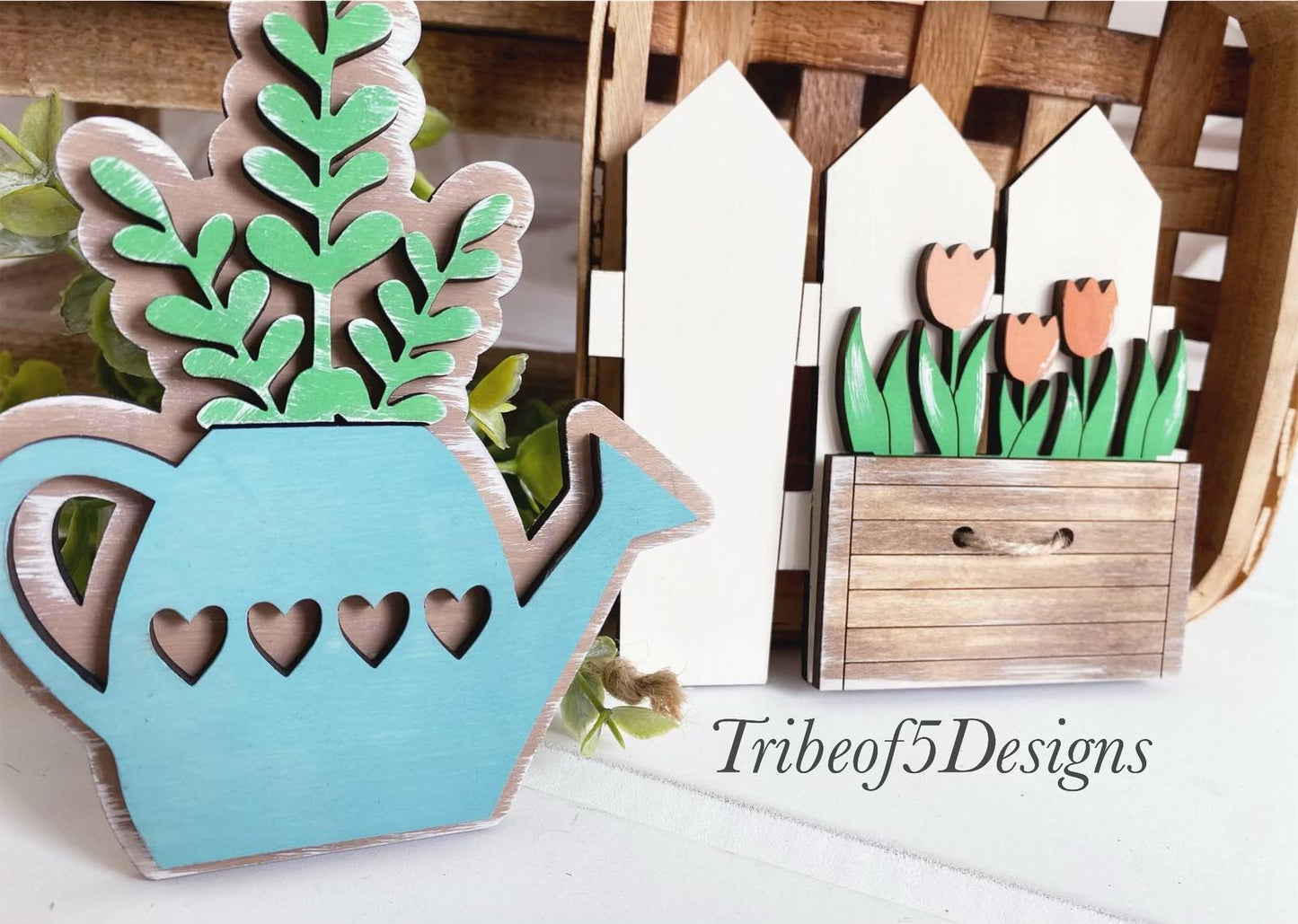 Tulip Spring Tiered Tray