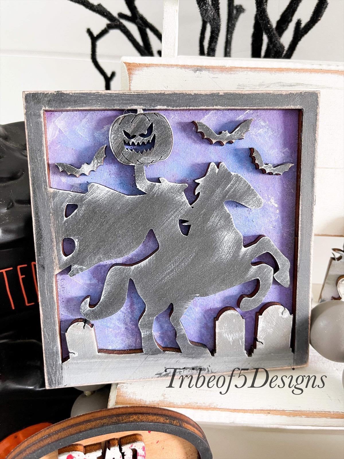 Headless Horseman Tiered Tray