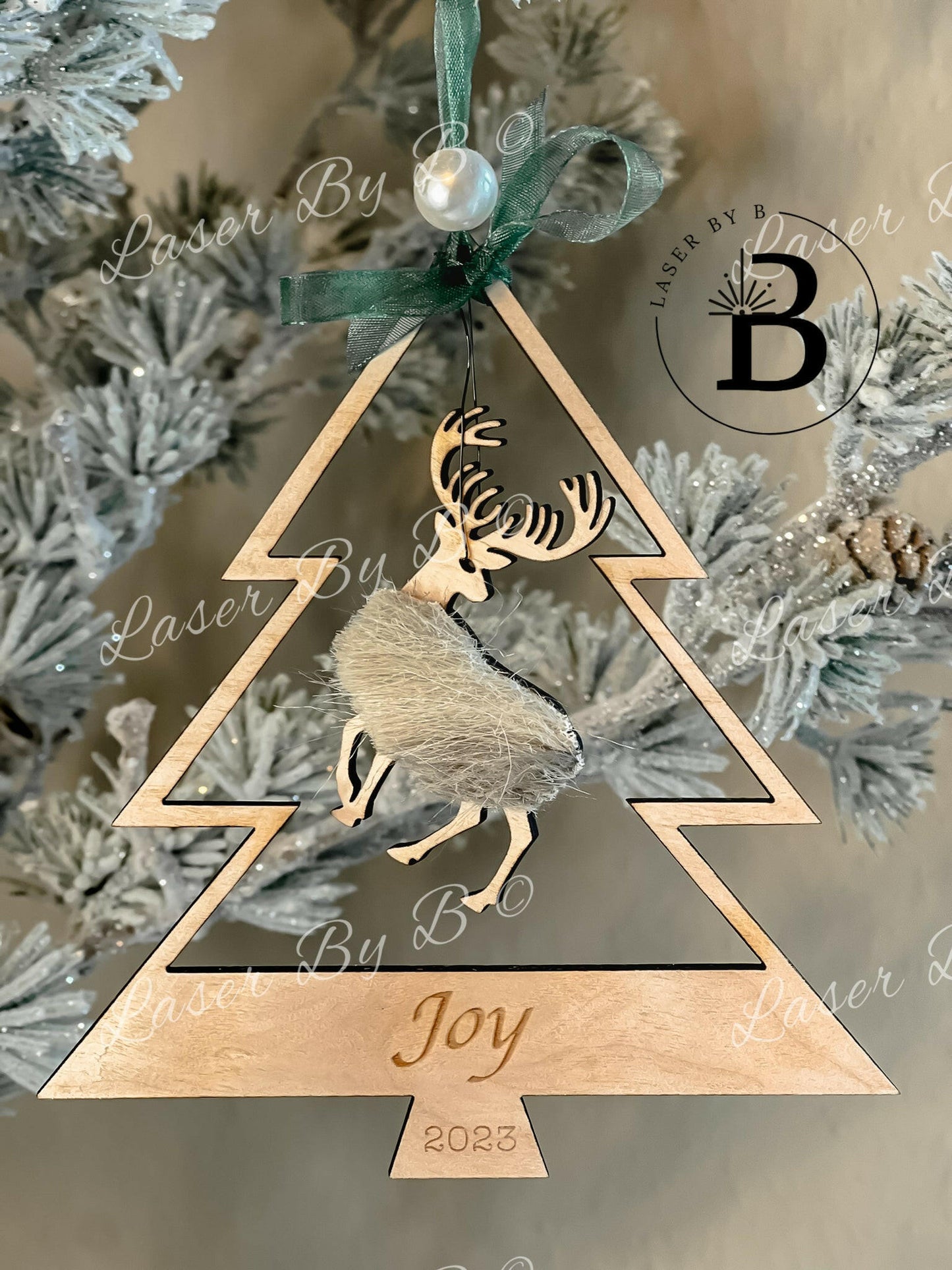 Scandinavian Style Reindeer Christmas Tree Ornament - Laser Cut File, Instant Download
