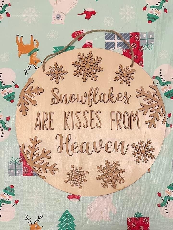 Snowflakes Are Kisses From Heaven Round - Christmas Sign Making and DIY Kits - Single Line Cut File For Glowforge Lasers - Digital SVG File