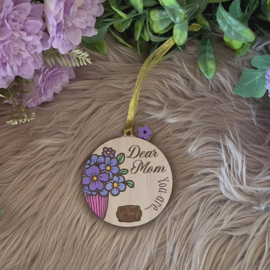 Dear Mom or Mum Affirmation / Statement Tag or Magnet Spinner with Engraved Flowers for Mother's Day