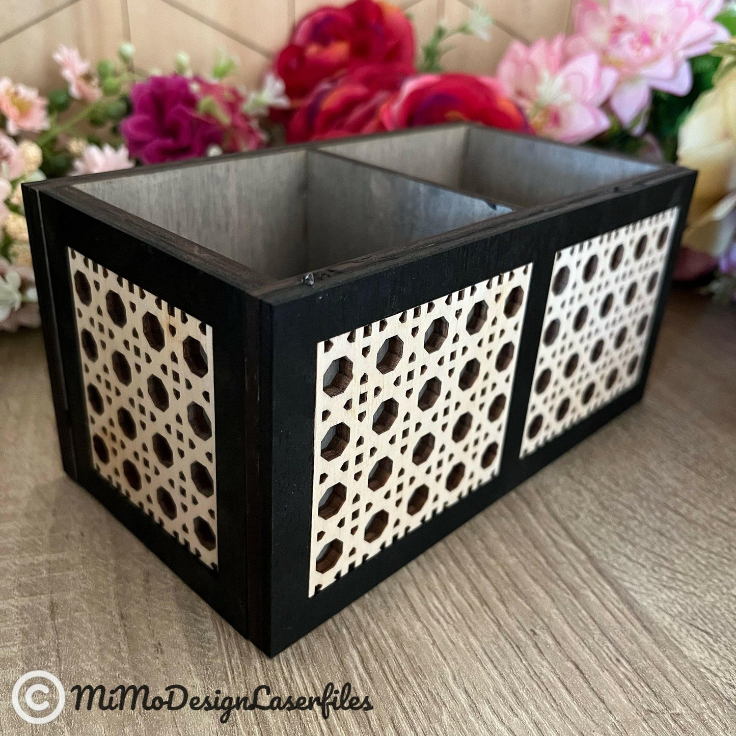 Rattan Divided Box - Fits most Picture shelves