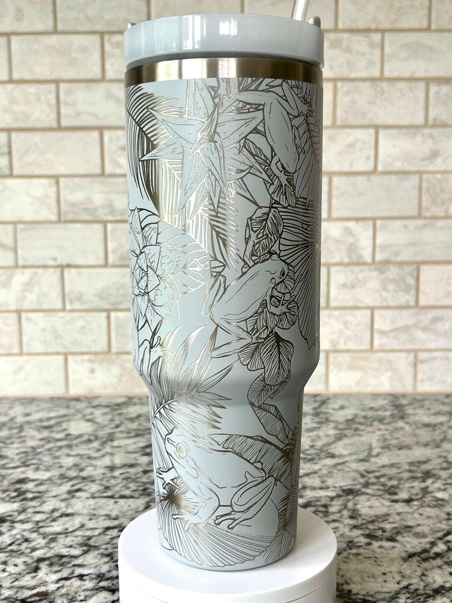 Tree Frogs Laser Engraved Full Wrap Design for 40oz Tumbler, Digital Download, SVG, Seamless Design, Tumbler Wrap For Laser Rotary