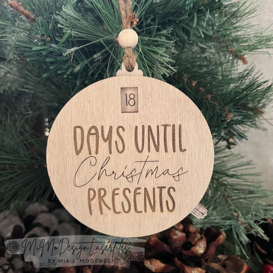 Countdown to Christmas Presents Sliding Ornament with Present lever to make it turn and count down
